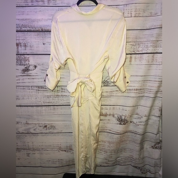 VENUS Cream Button-Down Dress size 10 NWOT - Picture 4 of 14